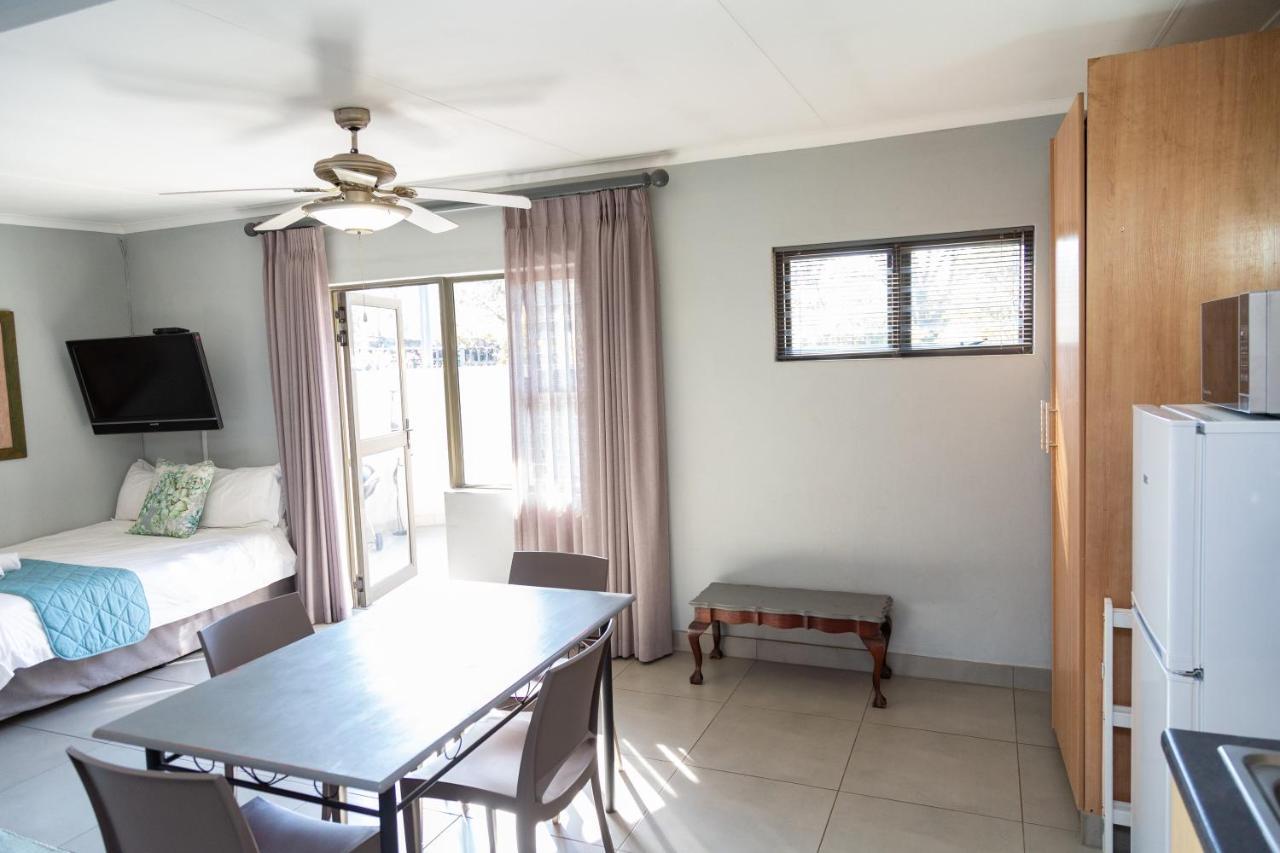 Glen Maine Guest House Pretoria-Noord Eksteriør billede